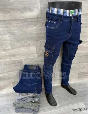 Men's Cargo Jeans With Side Pockets