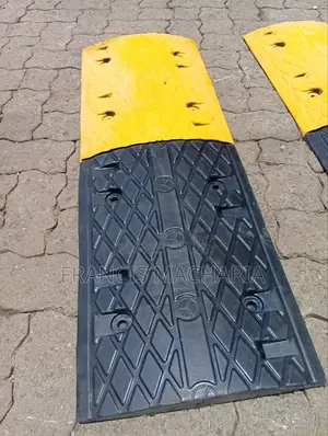 Tarmac Rubber Speed Bumps New