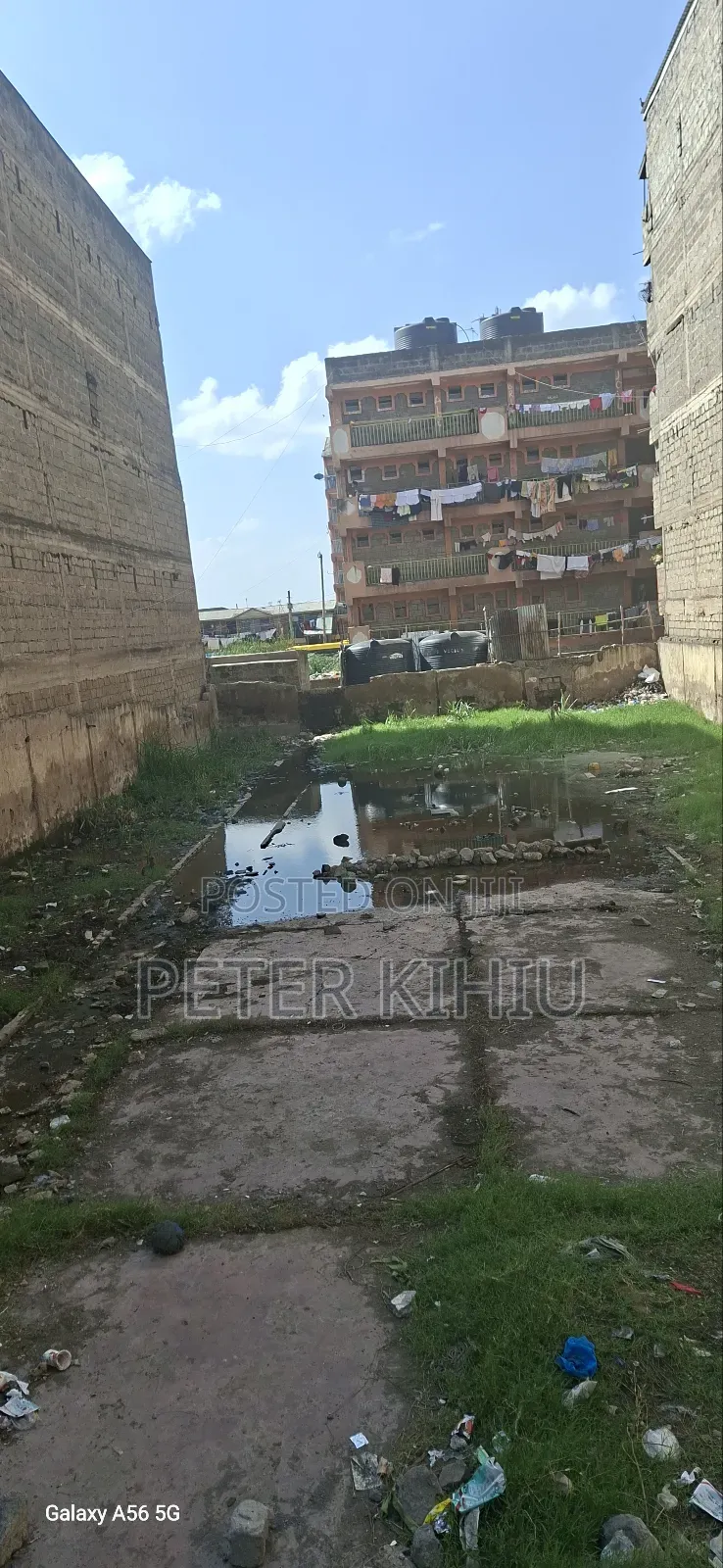 Imara Daima 120ft by 50ft Plot for Apartments