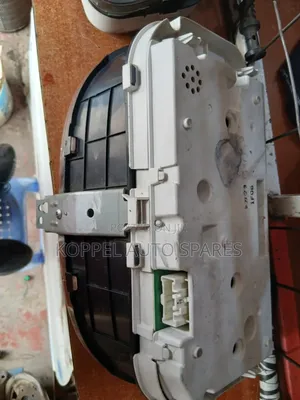Mazda Bongo L8 Clock Auto