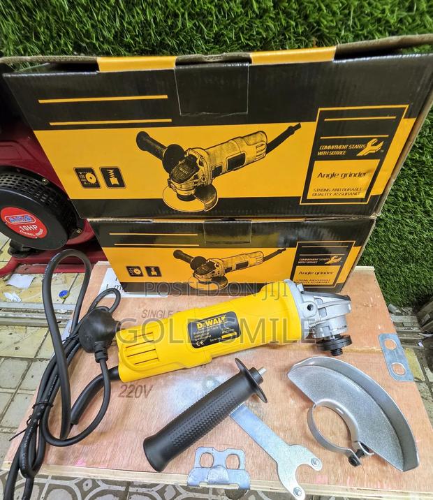 Dewalt Corded Grinder/4 Inches Machine - main view