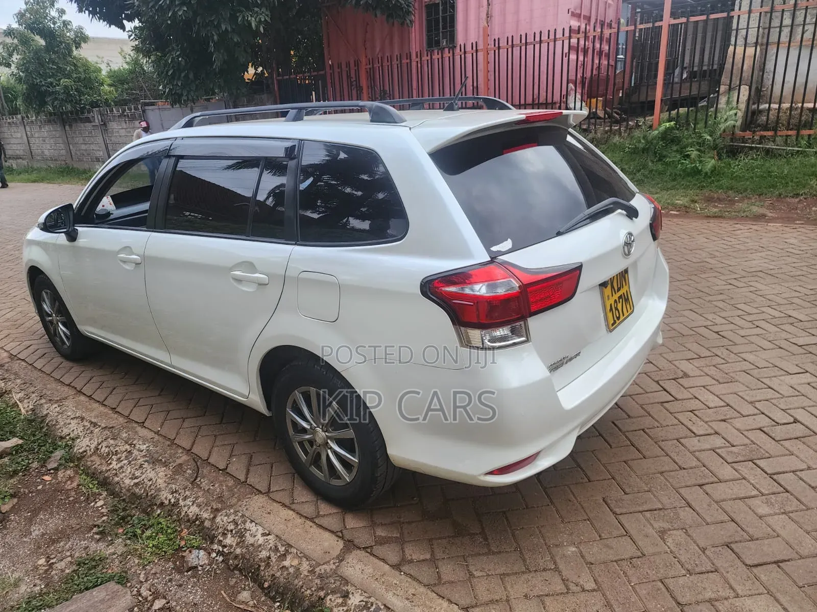 Toyota Corolla Fielder 1.5 Petrol FWD 2016 Gray