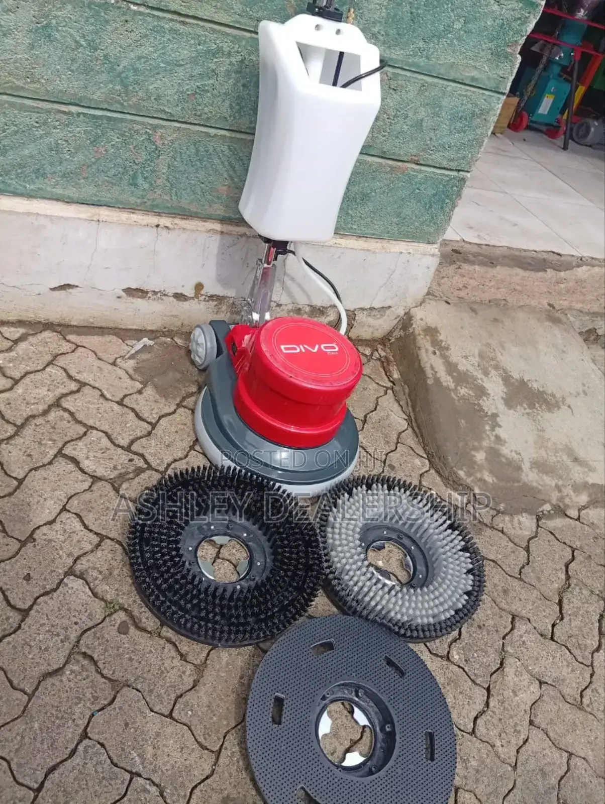 High Quality Floor Scrubber