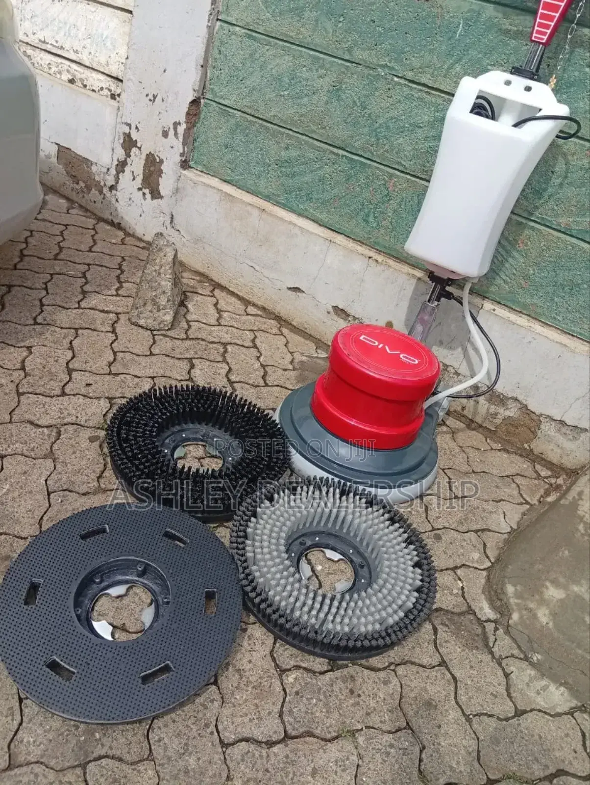 High Quality Floor Scrubber