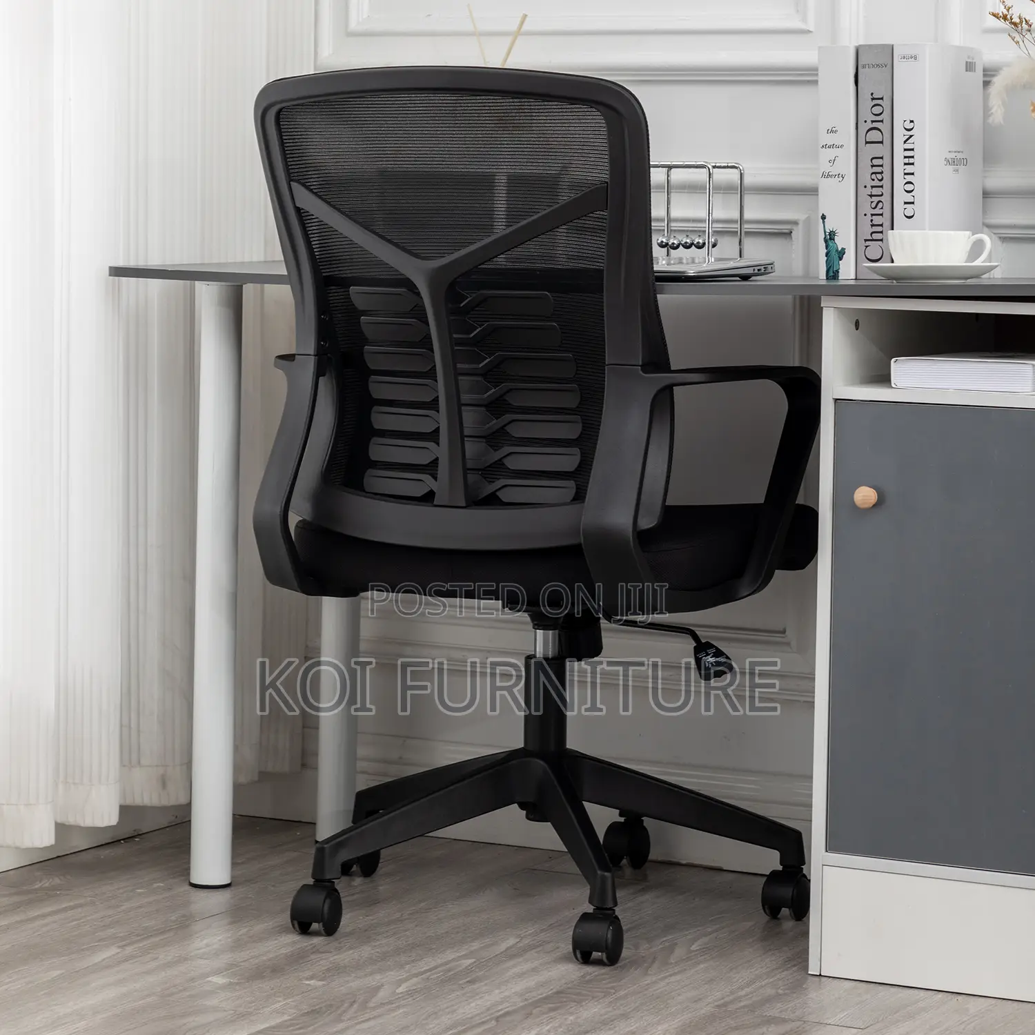 Office Chair : Mid-Back Ergonomic Mesh Office Chair