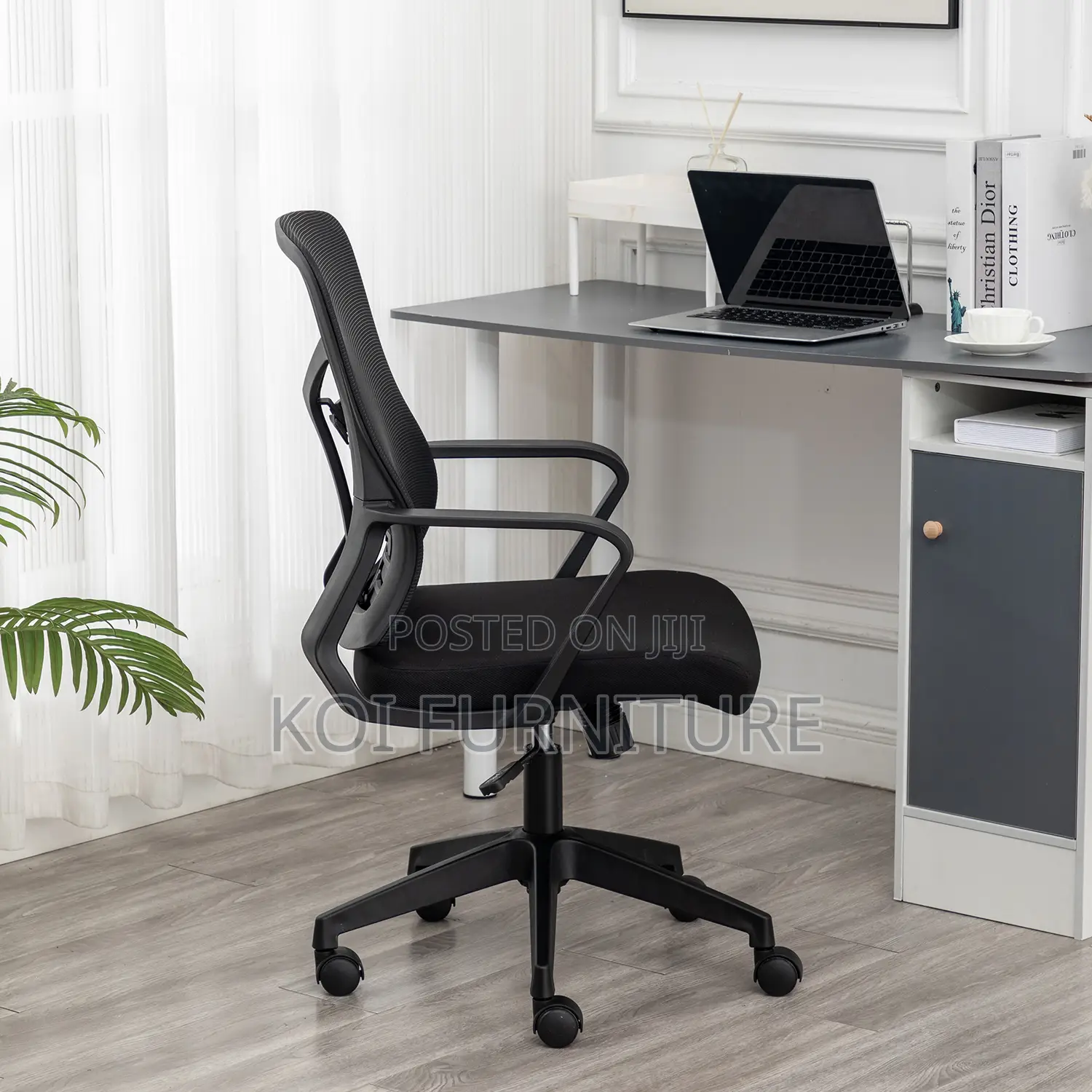 Office Chair : Mid-Back Ergonomic Mesh Office Chair