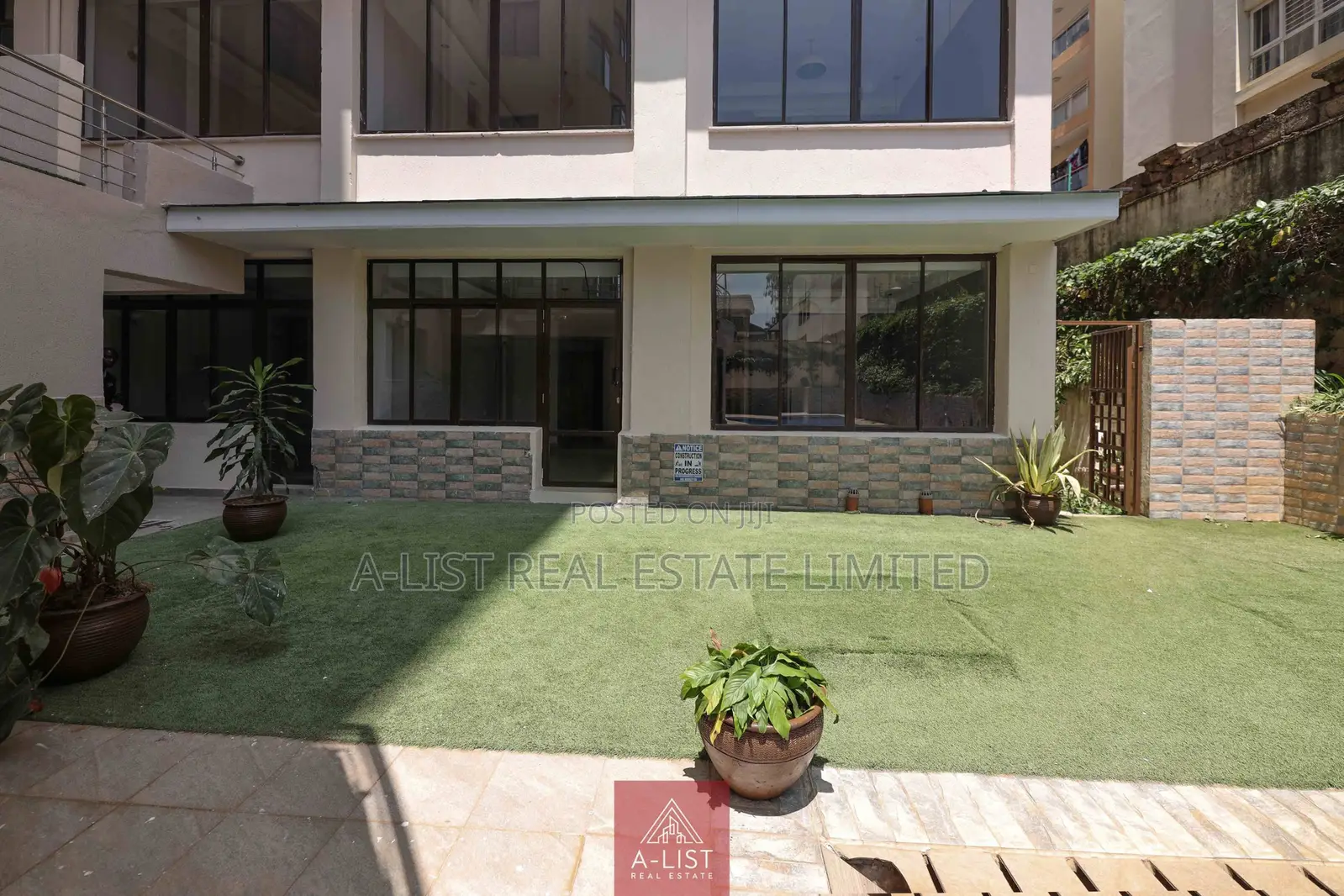 2bdrm Apartment in Westlands, Raphta Road Area for rent