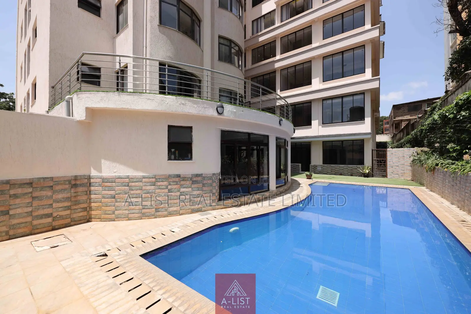 2bdrm Apartment in Westlands, Raphta Road Area for rent