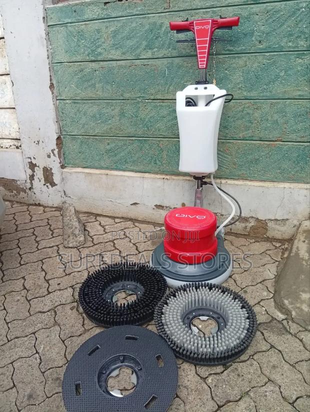 Good Quality Floor Scrubber - thumbnail 3