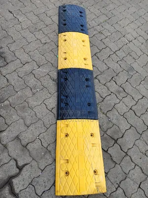 Reflective Rubber Speed Hump / Rubber Speed Breaker