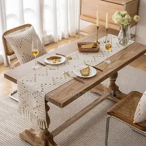 Knotted Festival Table Runners