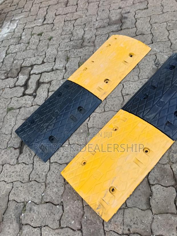 Quality Speed Bump - thumbnail 2