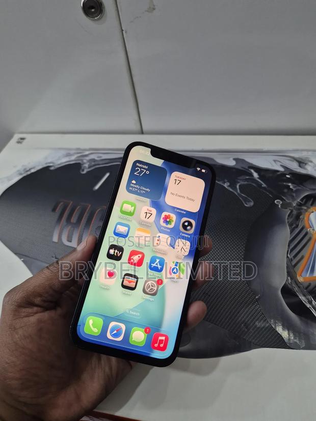 Apple iPhone 13 256 GB Blue - main view