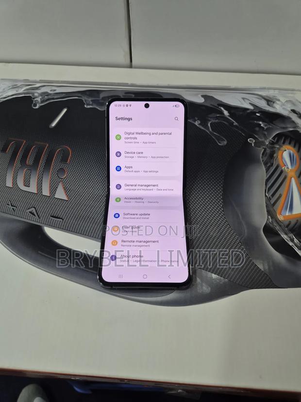 Samsung Galaxy Z Flip 5 256 GB Black - thumbnail 5