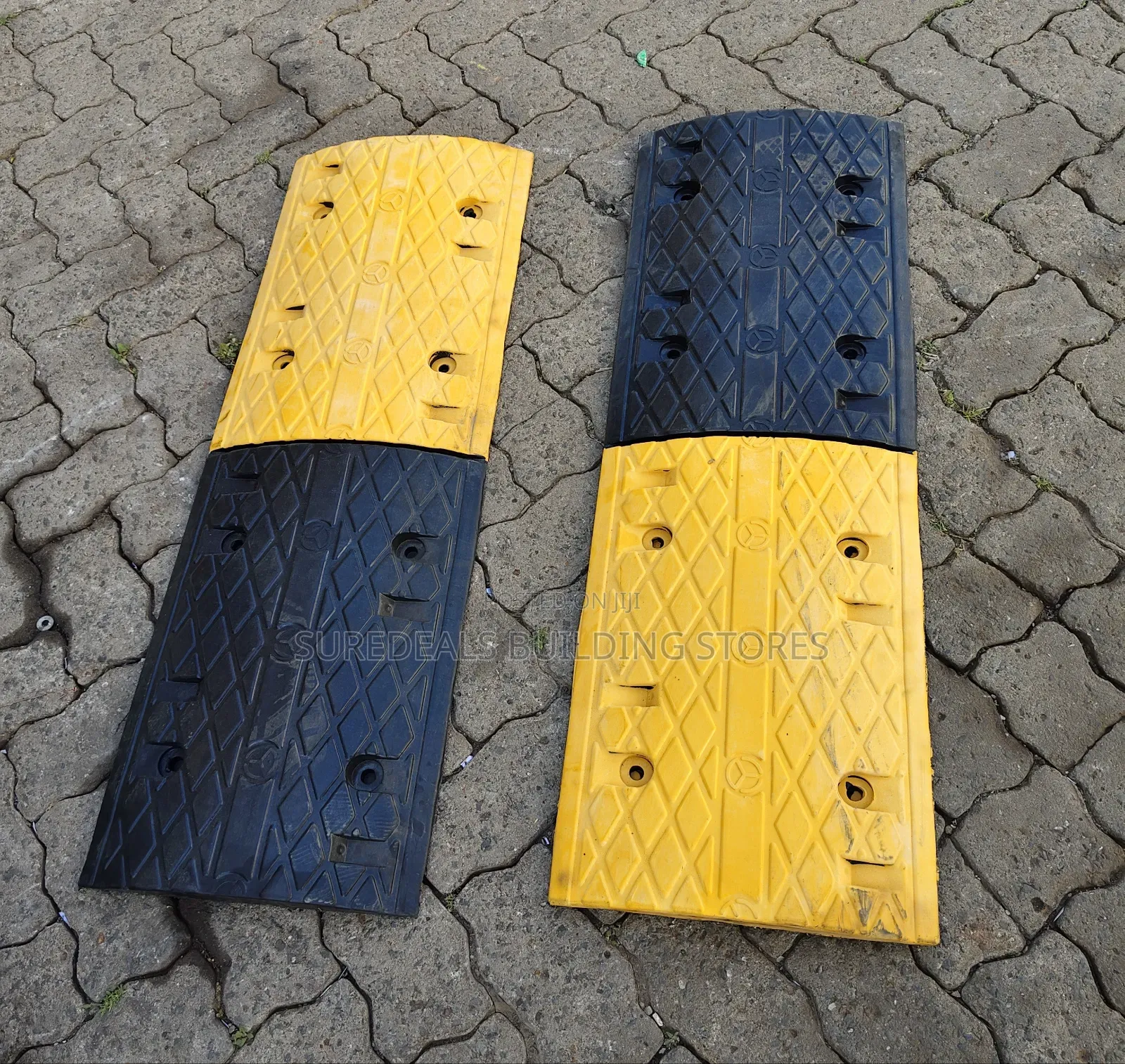 Heavy Duty Rubber Humps | Speed Hump Bump