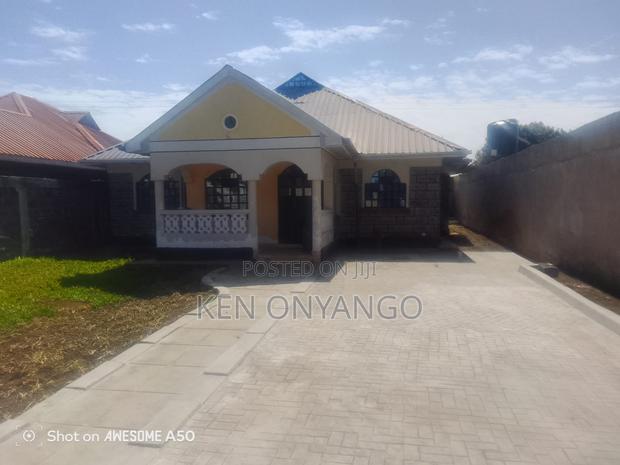 3bdrm Bungalow in Mercy Njeri, Kiamunyi for sale