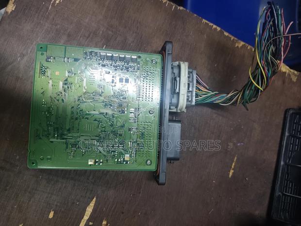Mazda Zy Dashboard, Gearbox And Engine Computer - thumbnail 2