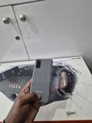 Samsung Galaxy S20 128 GB Gray