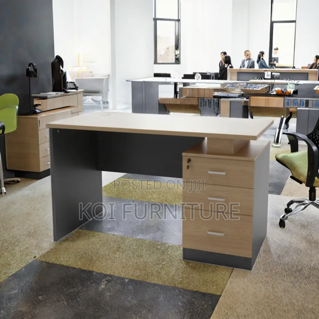 Office Desk : Modern 1400mm Executive Office Desk