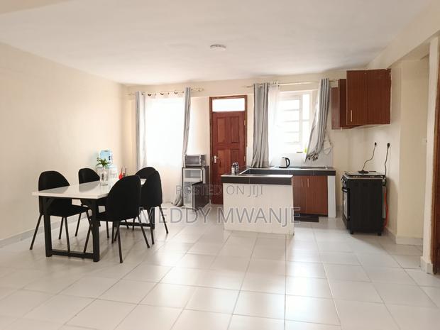 3 Bedroom Executive Eldoret Air BNB - thumbnail 2