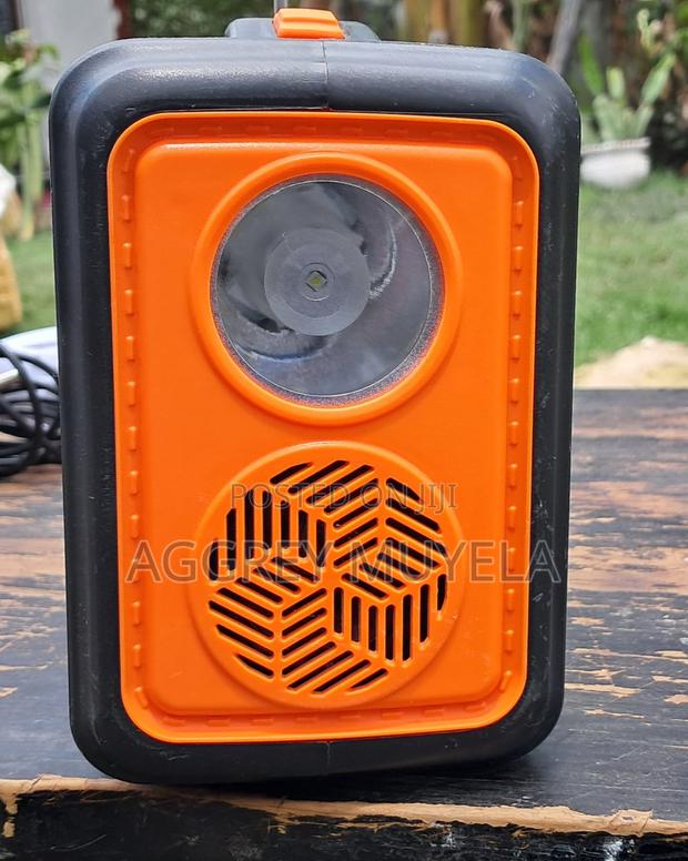 Solar Home Lighting With Mp3 Player + Radio + Bluetooth - thumbnail 4