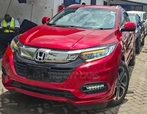 Honda Vezel 1.5 Hybrid 2WD 2019 Red
