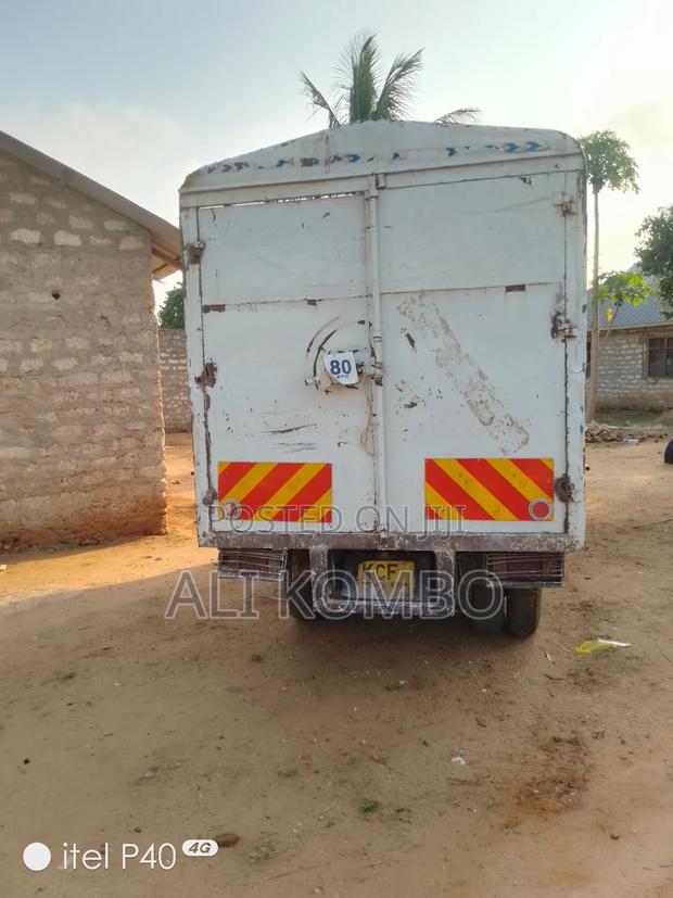 Mitsubishi Fuso Canter