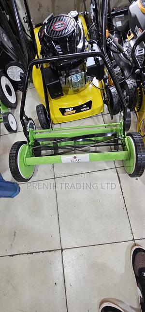 Tlac Manual Reel Lawn Mower. - thumbnail 2