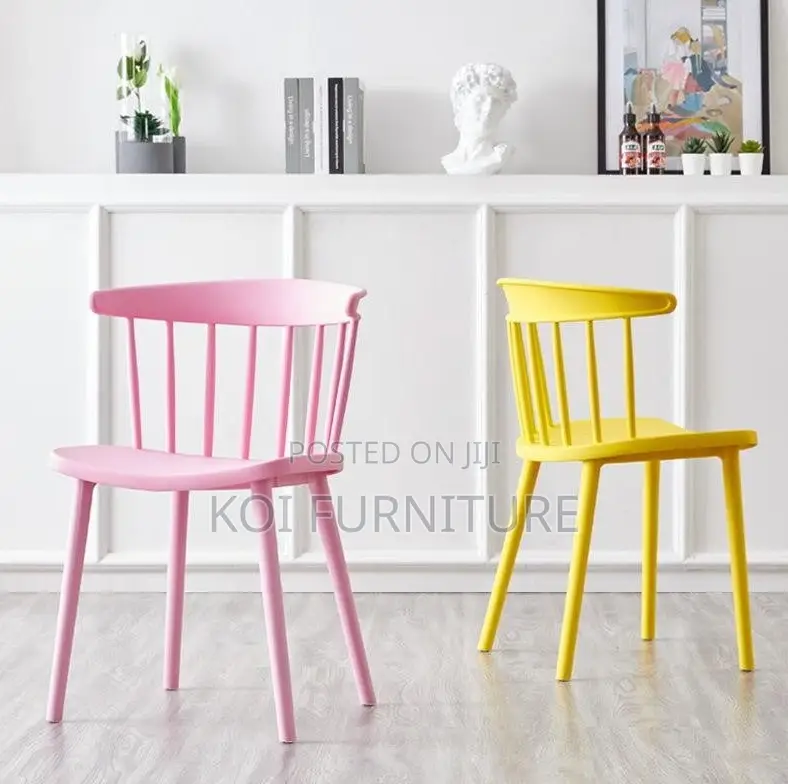 Office Chair : Black Plastic Nordic Dining Chair