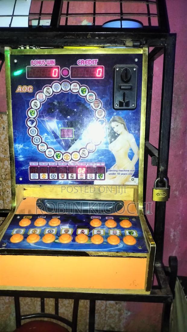 Gaming Machine (Kanyonde) - main view