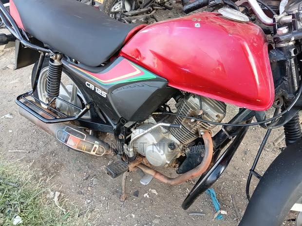 Honda CBR 2021 Red - thumbnail 2