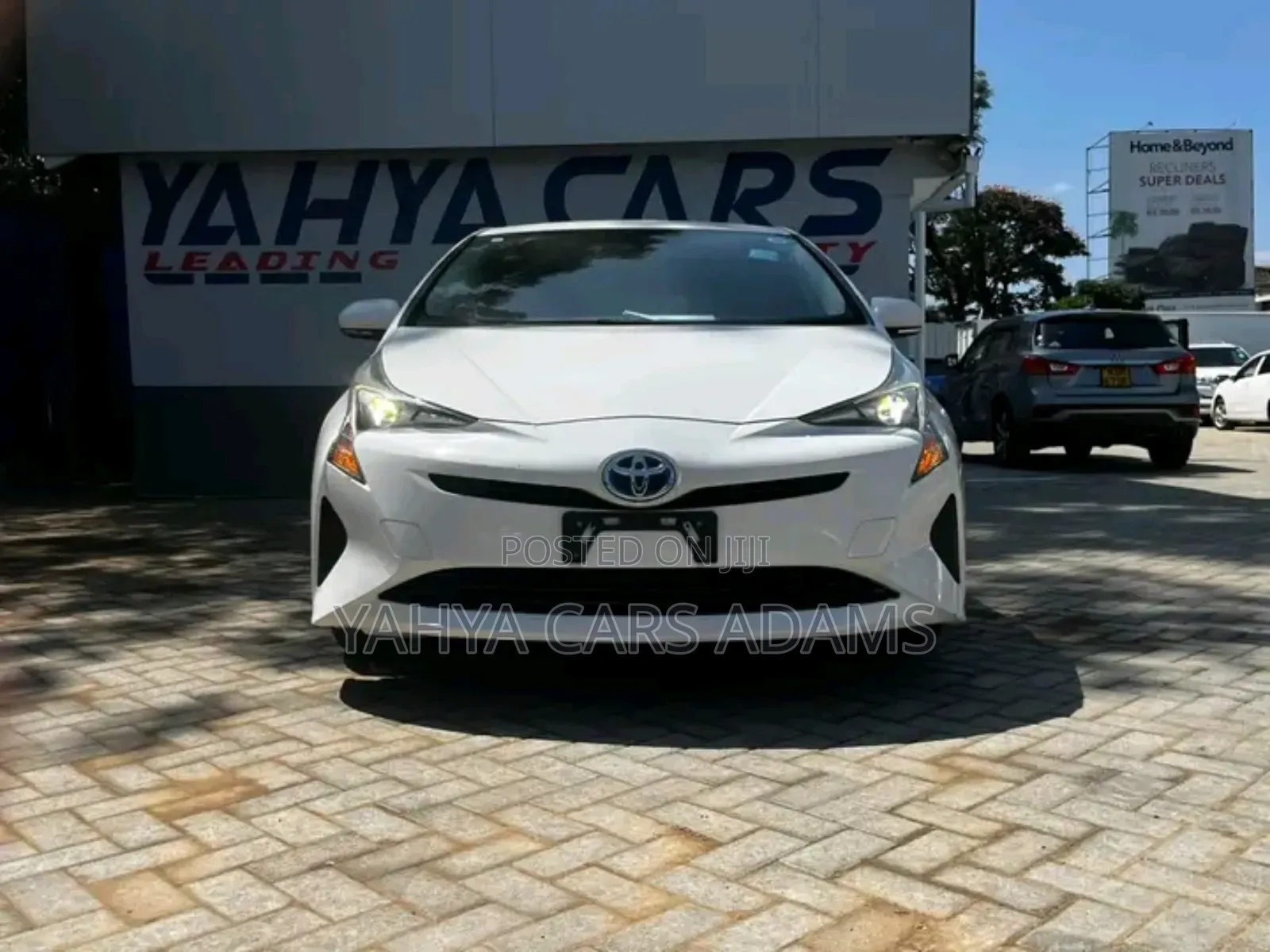 Toyota Prius 2018 White