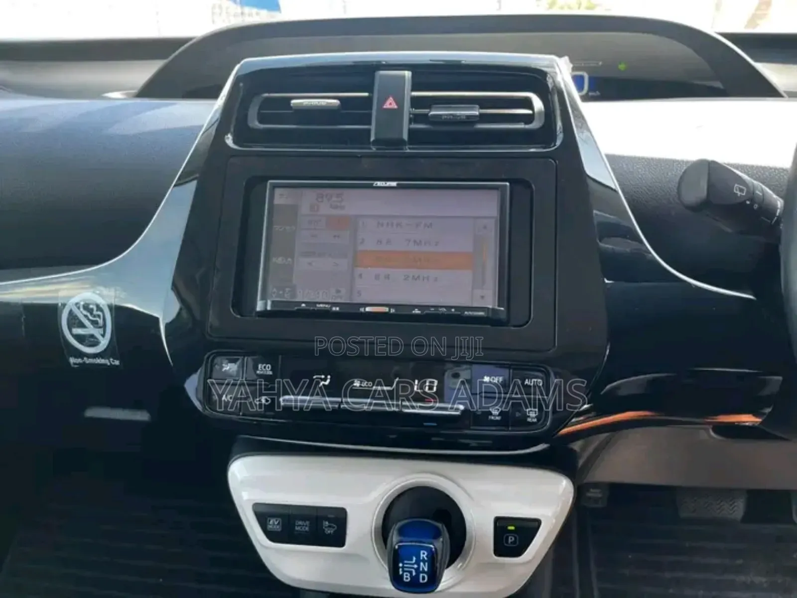 Toyota Prius 2018 White