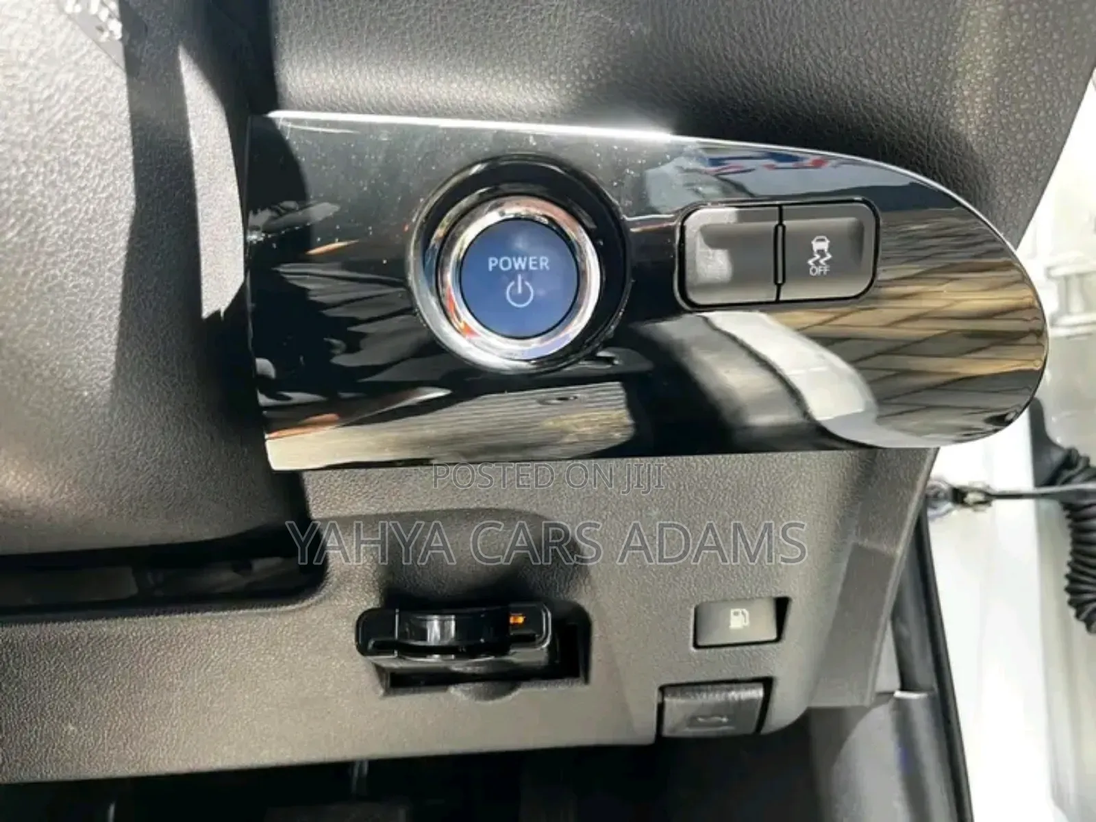 Toyota Prius 2018 White
