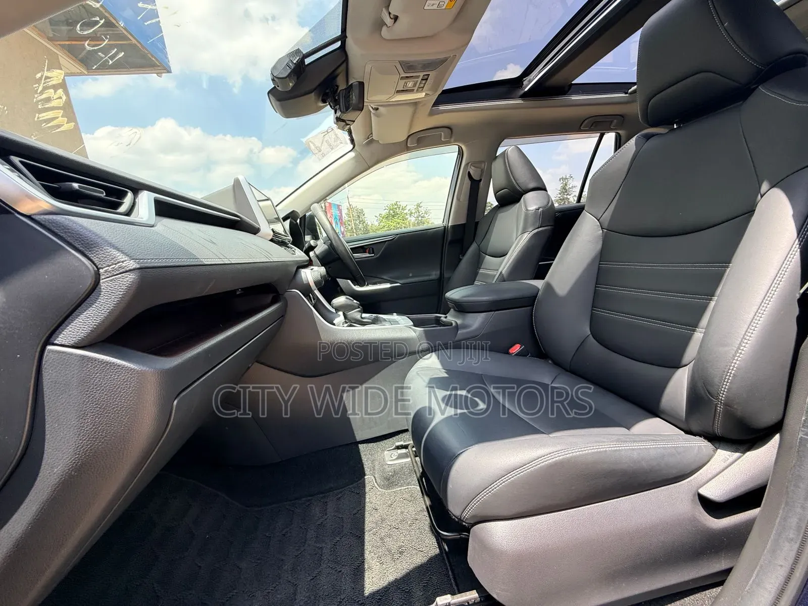 Toyota RAV4 Adventure 2019 Blue