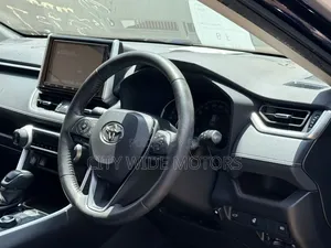 Toyota RAV4 Adventure 2019 Blue