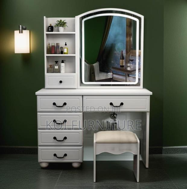 Vanity Set : Modern Vanity Dressing Table With Led Lighting - thumbnail 2