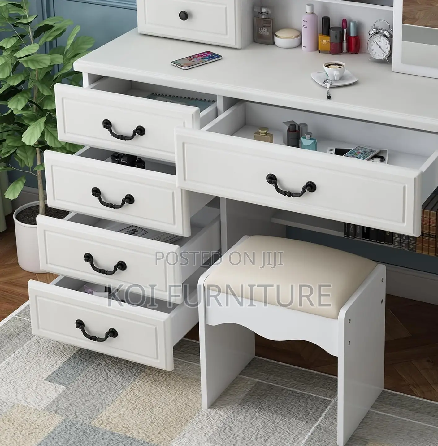Vanity Set : Modern Vanity Dressing Table With Led Lighting