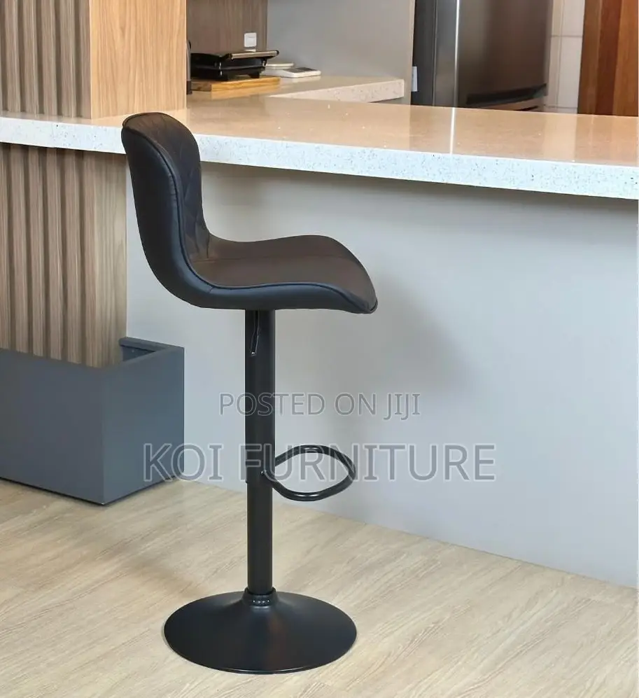 Barstool : Adjustable Swivel Barstool -Leather and Adjustable