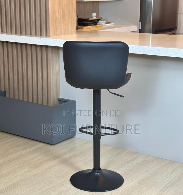 Barstool : Adjustable Swivel Barstool -Leather and Adjustable - thumbnail 3
