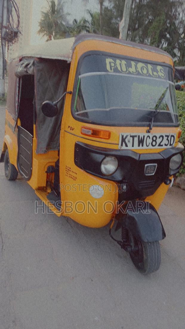 Bajaj RE 2018 Yellow