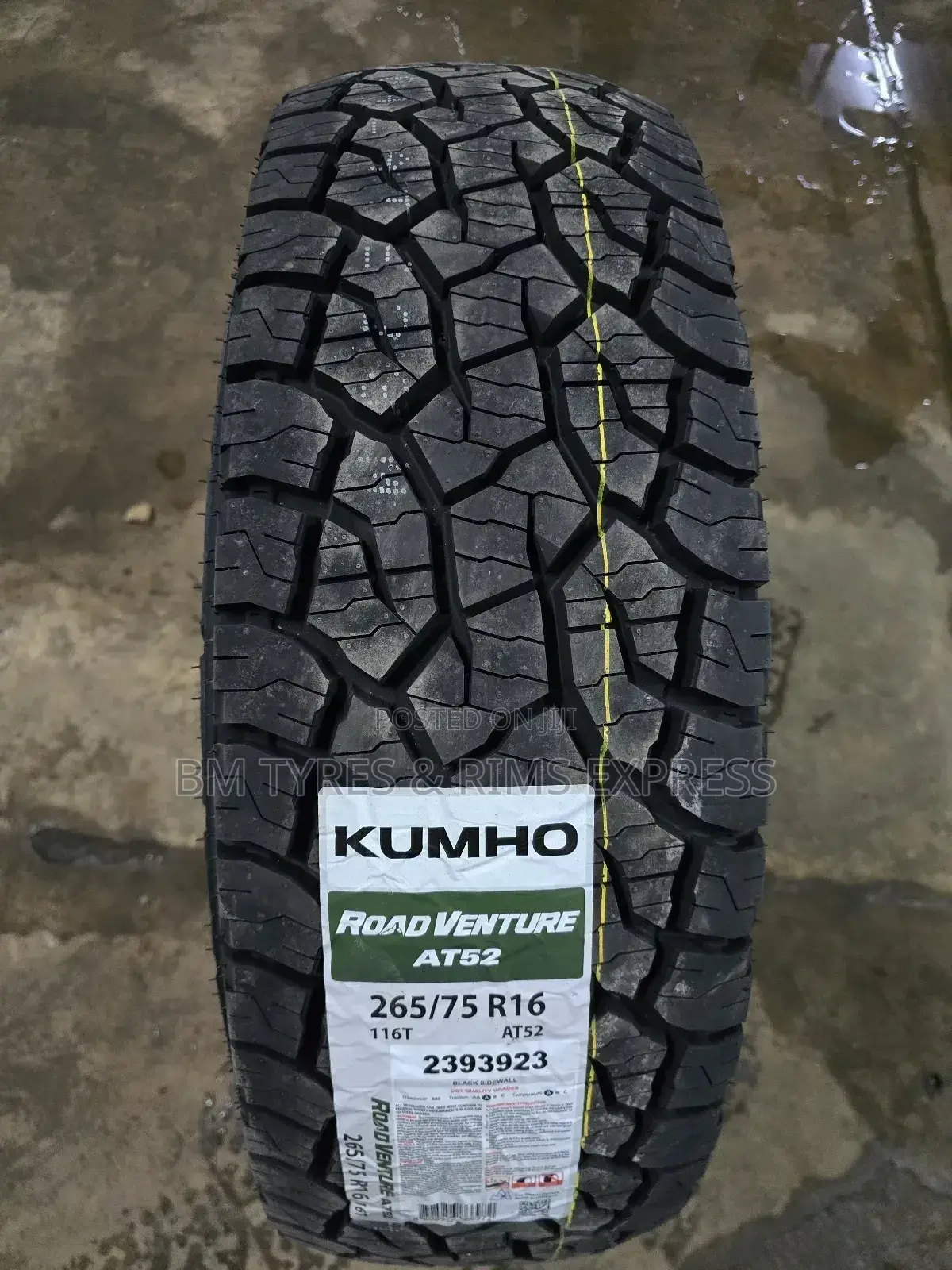 265 /75 R16 Khumo Tyres (All Terrein).
