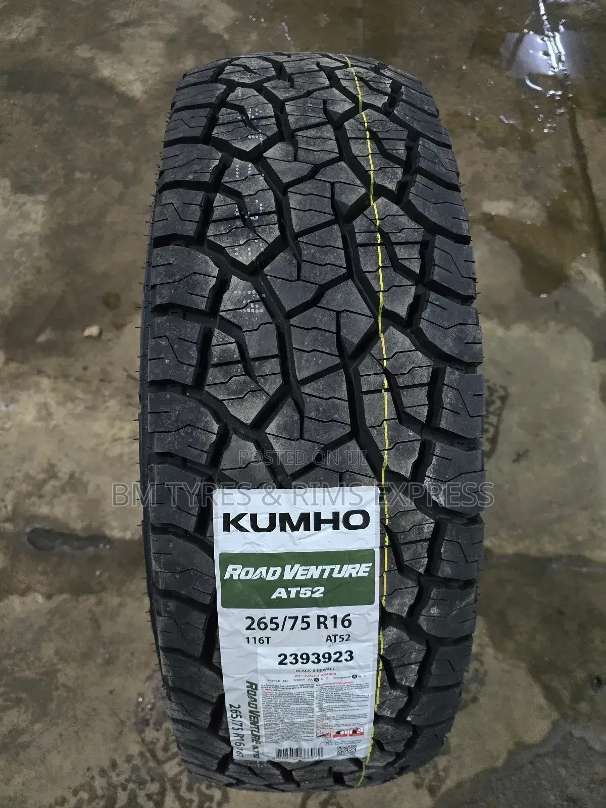 265 /75 R16 Khumo Tyres (All Terrein).