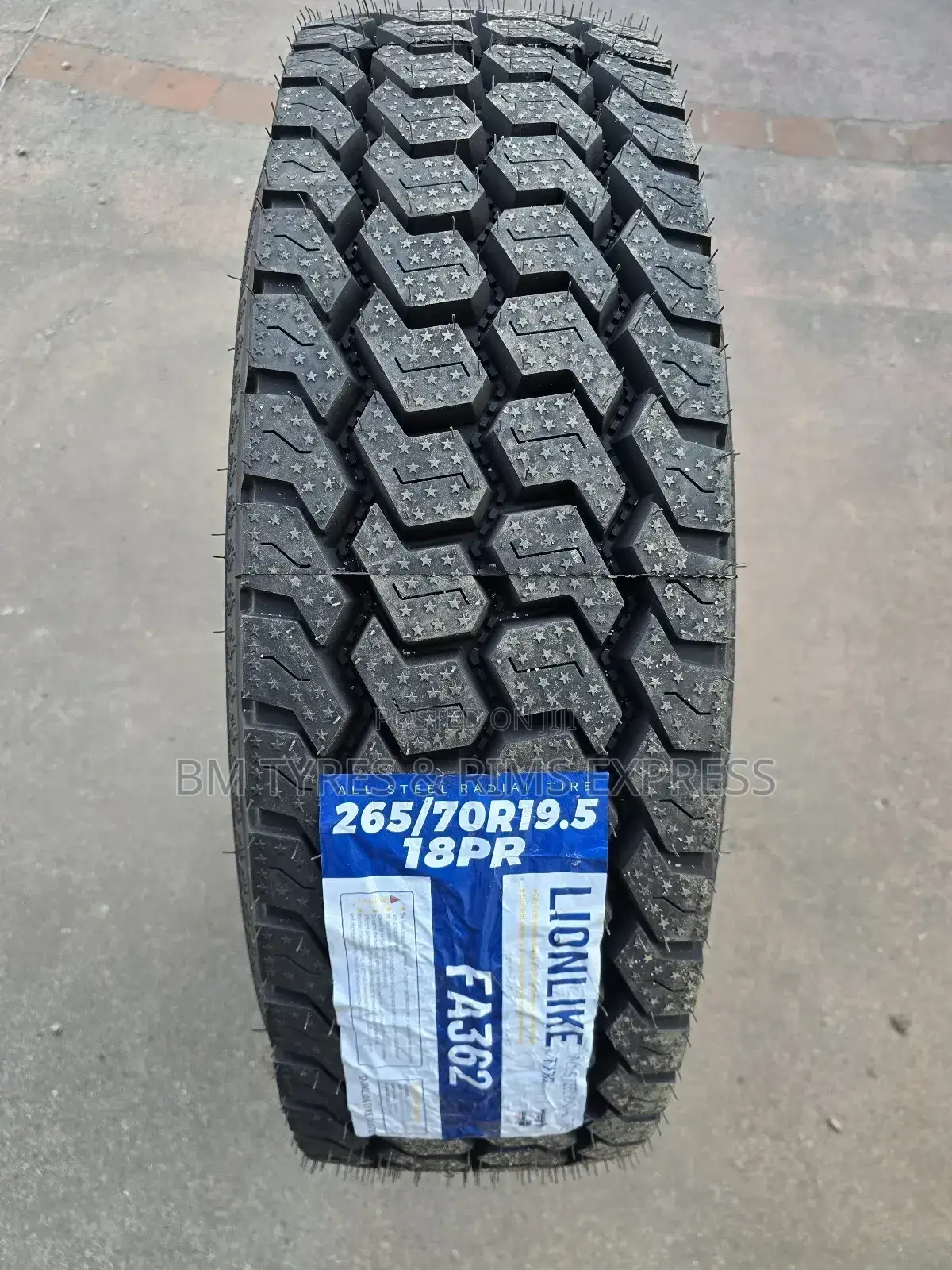 265/70 R19. 5 Lionlike Tyres (Diff)