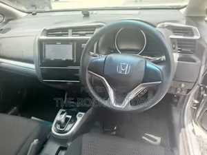 Honda Fit 2019 Silver