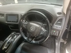 Honda Vezel 2020 Black