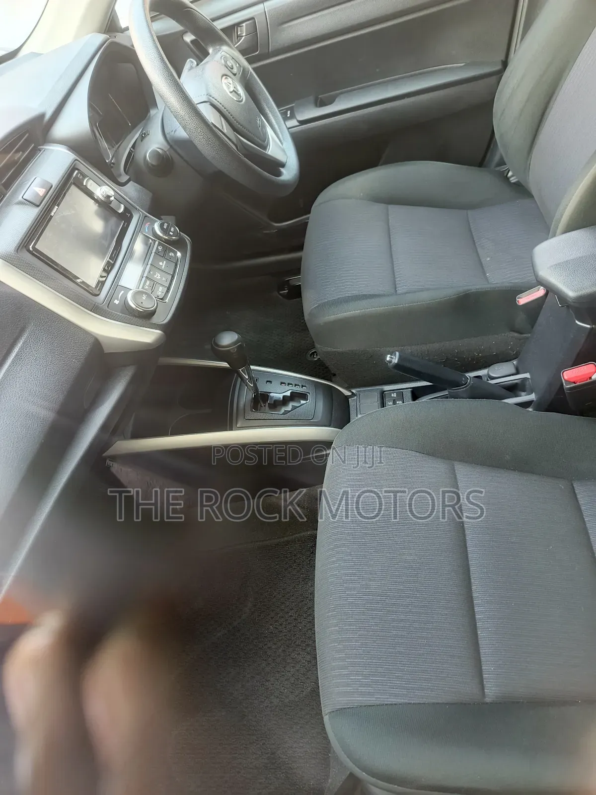 Toyota Corolla Fielder 2020 Silver