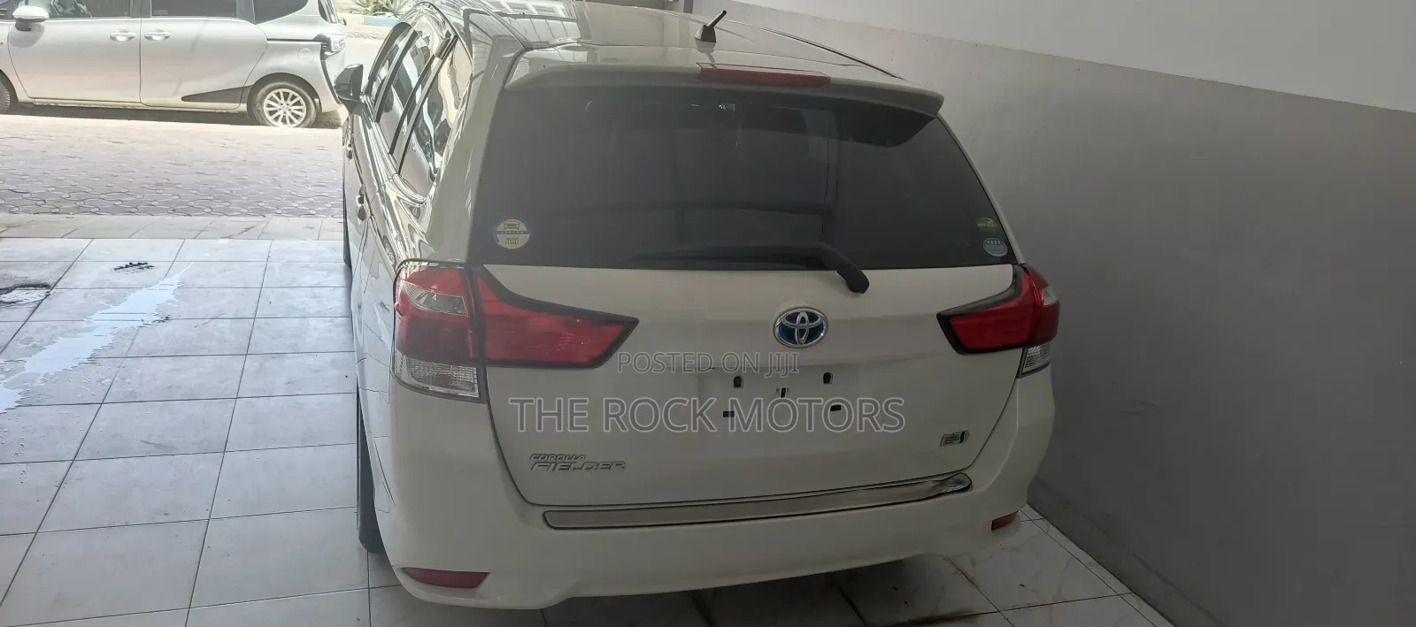 Toyota Corolla Fielder 2018 White
