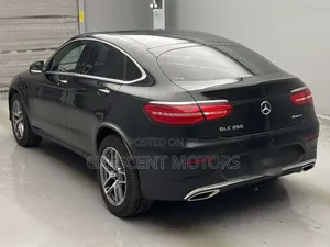 Mercedes-Benz GLC-Class 2019 Black