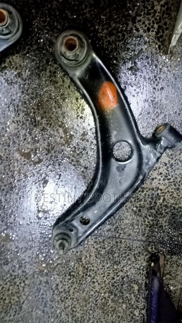 Control Arm Toyota Belta - thumbnail 2